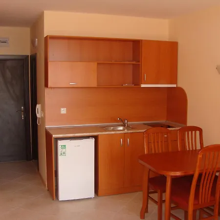 Lägenhetshotell Bratanov Sunset Beach 4 *