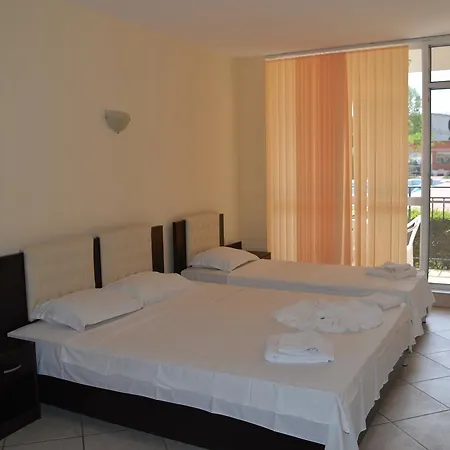 Lägenhetshotell Bratanov Sunset Beach 4